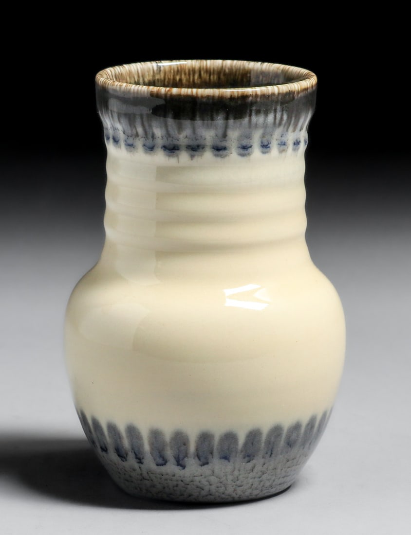 Rookwood Pottery Lorinda Epply Ivory Jewel Porcelain Vase 1933 (1 of 4)