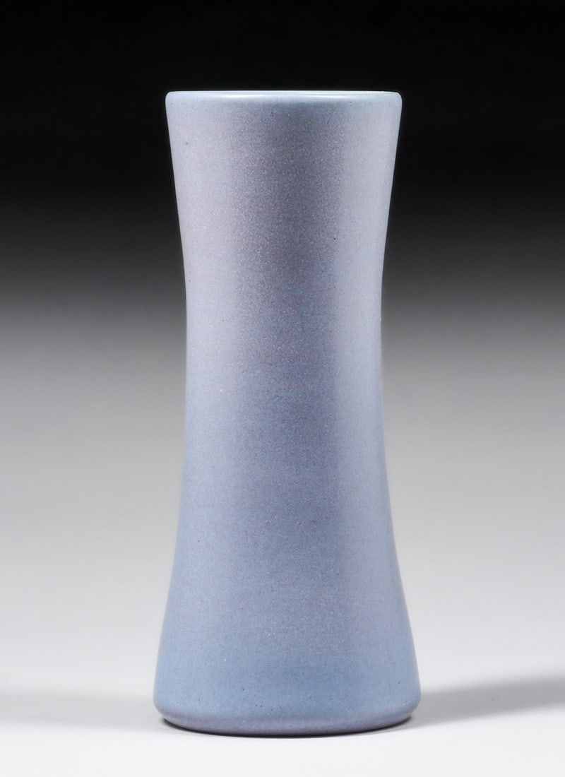 Marblehead Pottery Matte Lavendar Vase c1910 (1 of 4)