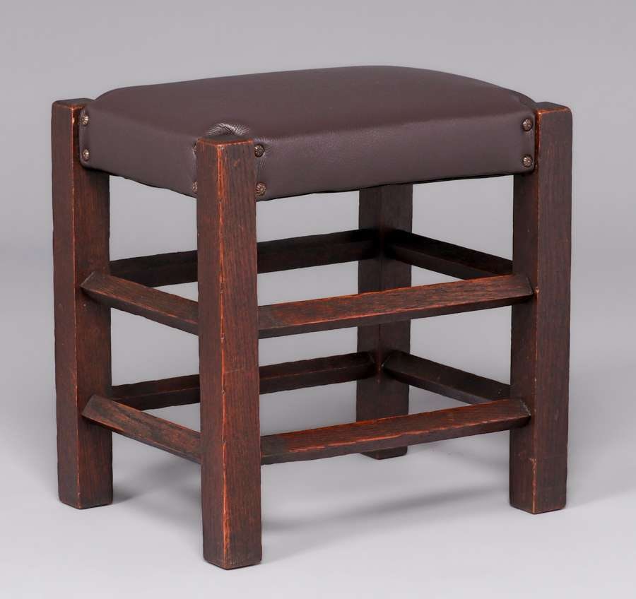 Grand Rapids Footstool c1910 (1 of 3)