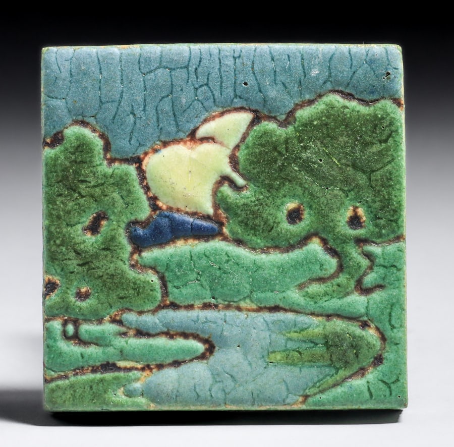 Grueby Pottery Oak Tree Tile c1910 (1 of 4)