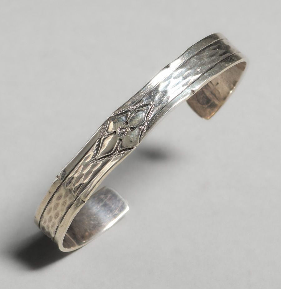 Roycroft Hammered Sterling Silver Bracelet c1915 (1 of 4)