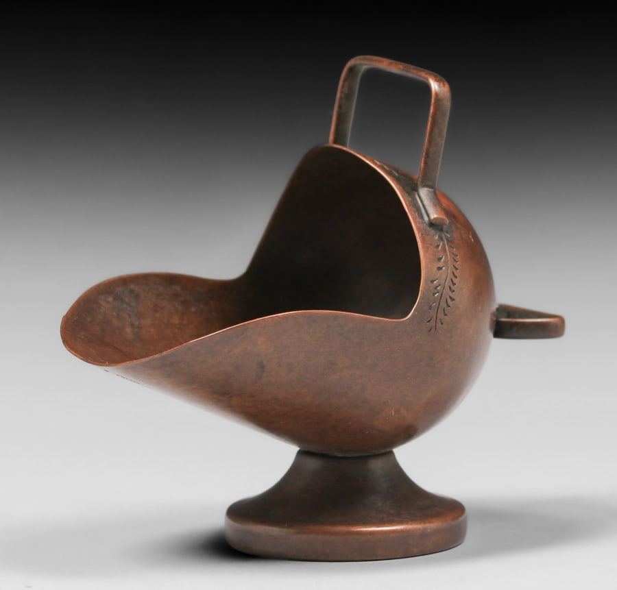 Arts & Crafts Period Miniature Copper Coal Scuttle c1910 (1 of 6)