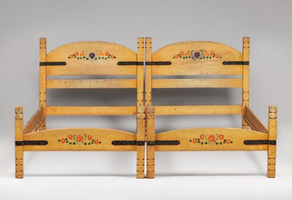 Monterey Furniture Co - Los Angeles Pair Twin Beds c1930s