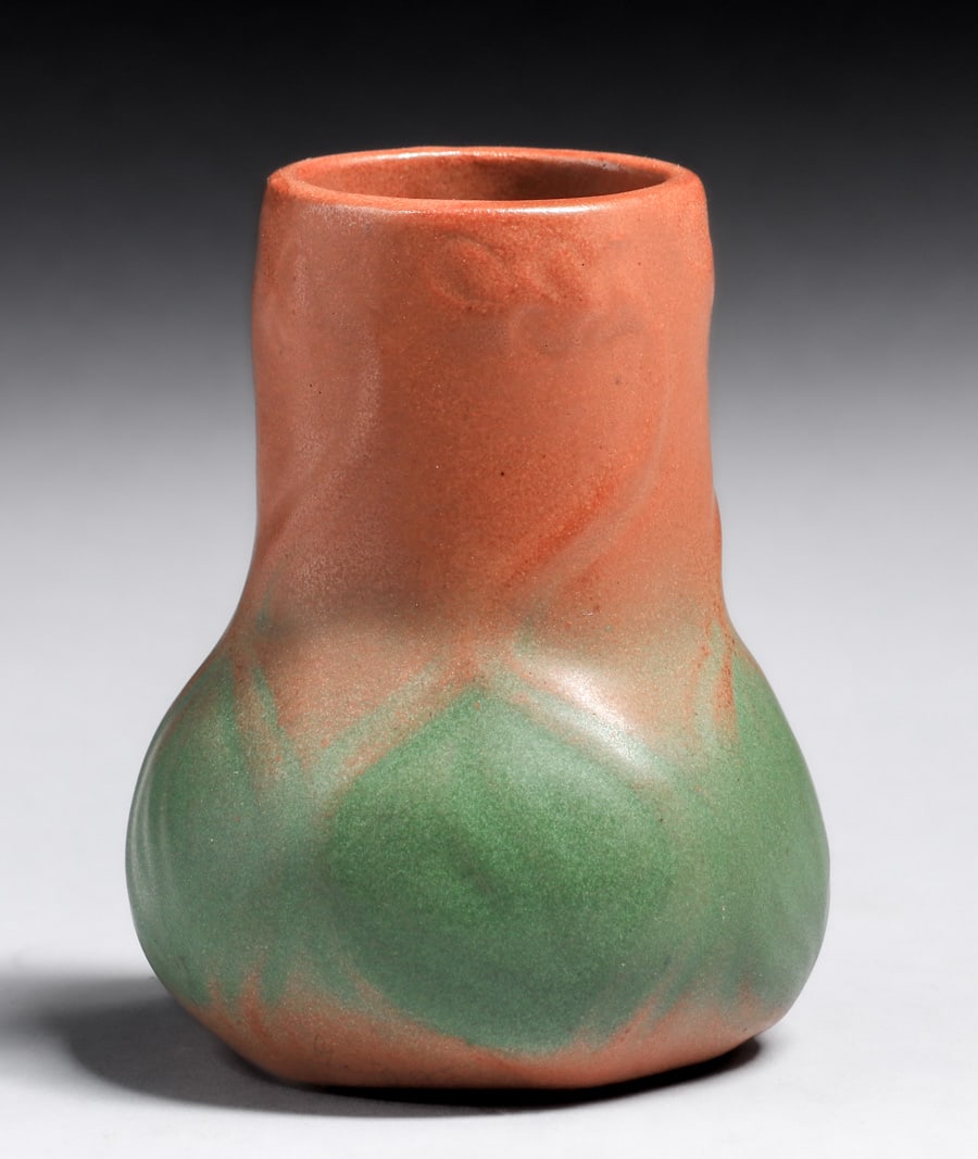 Van Briggle Mountain Crag Brown Vase c1920s. (1 of 4)