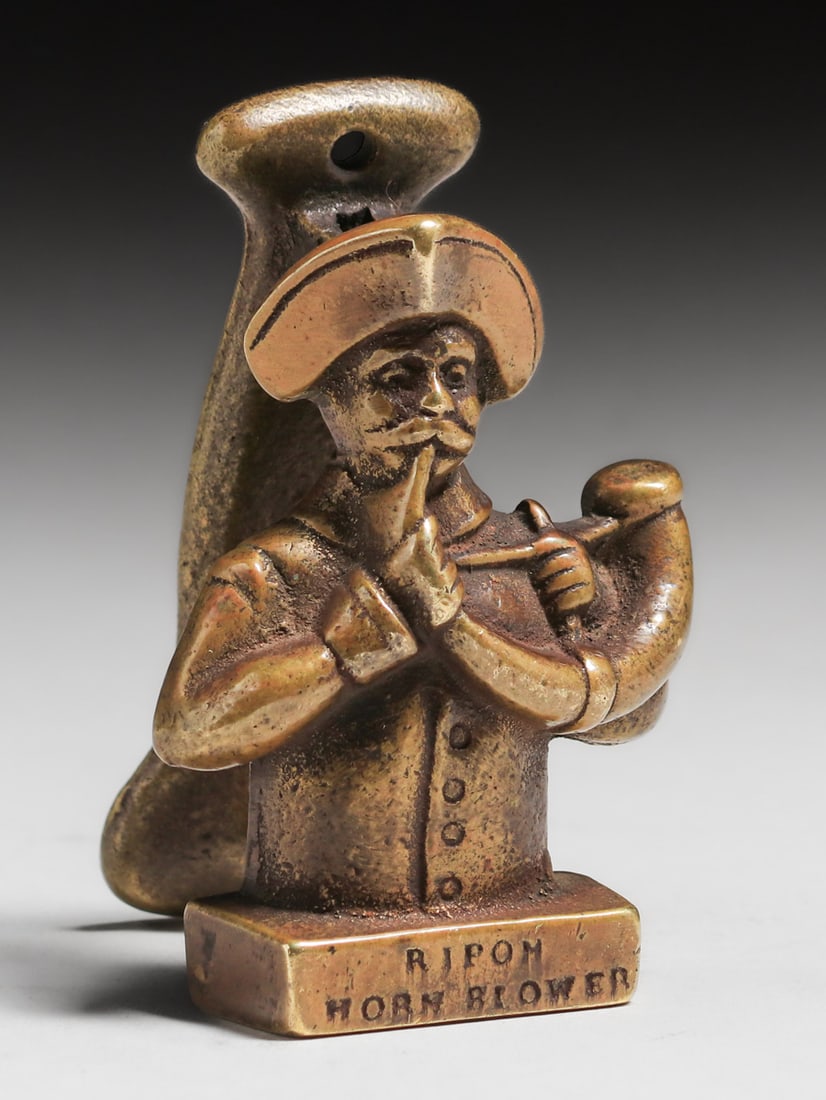 Vintage Brass Door Knocker "Ripon Horn Blower" c1920s (1 of 6)