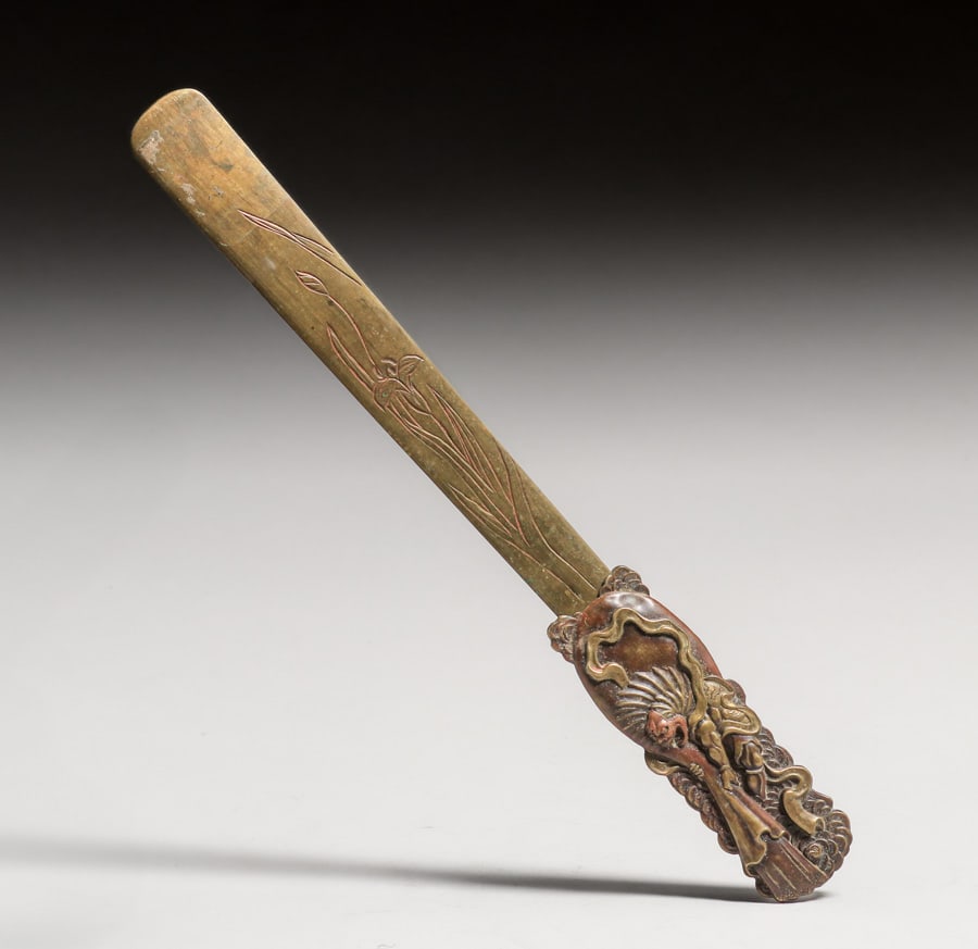 Japanese Meiji Period Bronze Paper Knife c1910: Japanese Meiji Period Bronze Paper Knife c1910. Signed. Excellent original patina. 11 1/8" x 1 3/8"w. Spend $7500 or more at our two day auction and all of your SHIPPING IS FREE within the lower 48 st