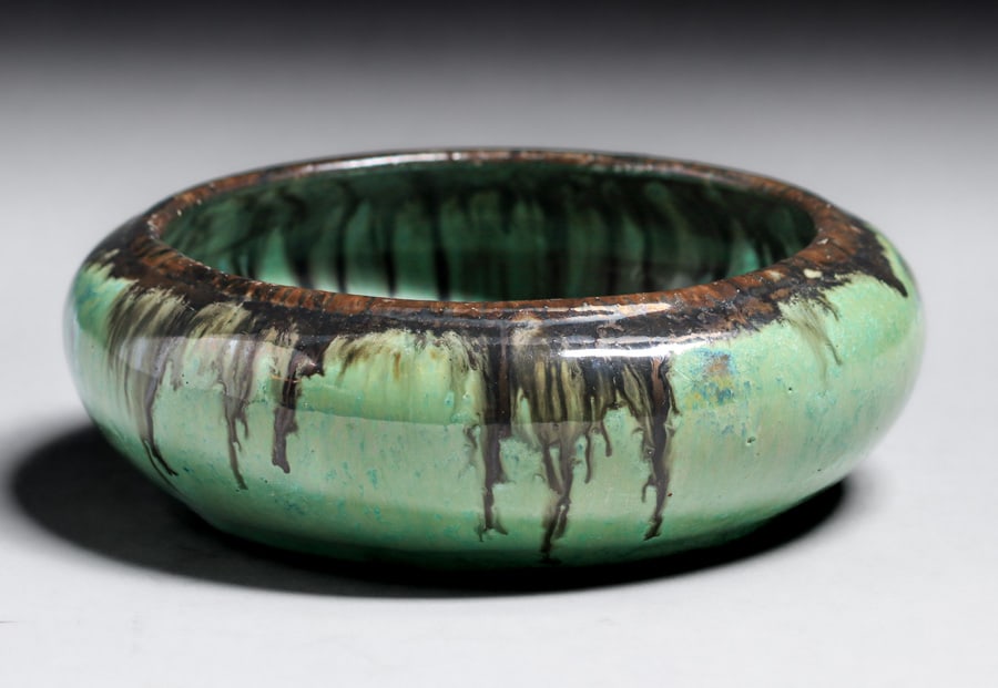 Fulper Pottey - Prang  Celadon Green & Mirror Black  Bowl c1910 (1 of 4)