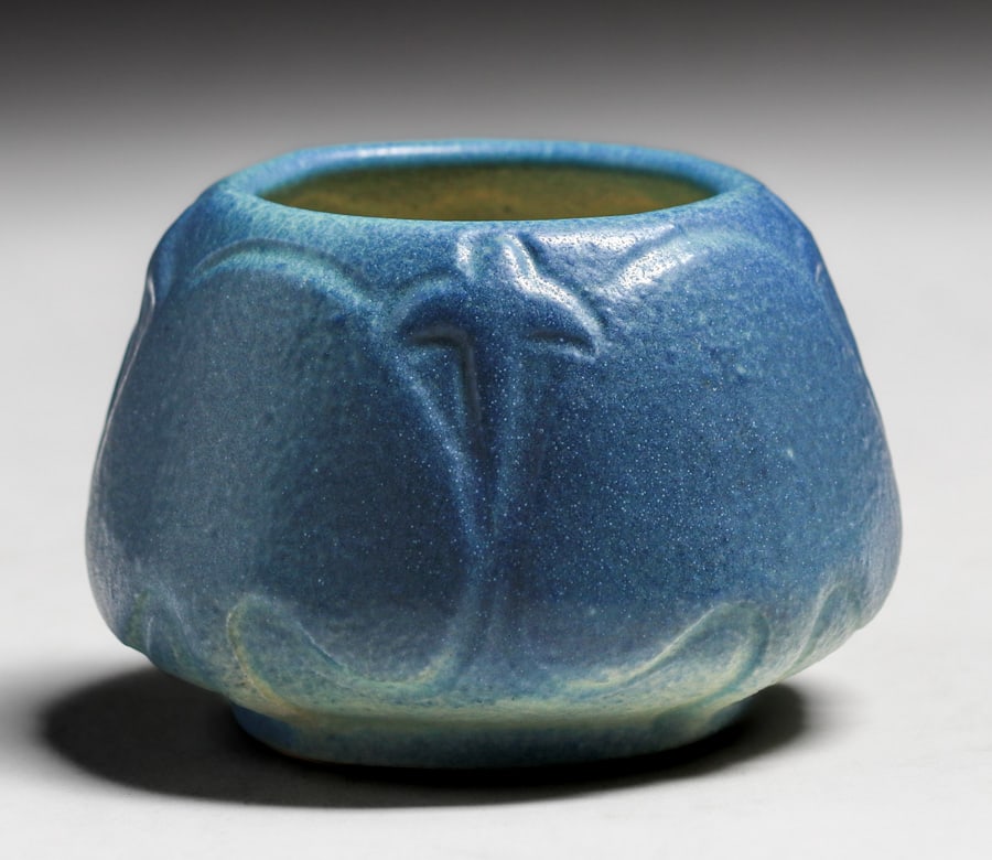 Van Briggle #698 Turquoise Vase c1920s (1 of 4)