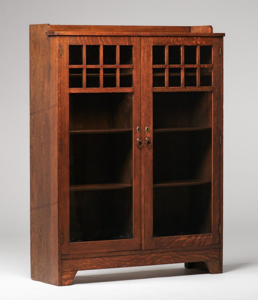 Grand Rapids Lifetime Furniture Co Two-Door Bookcase c1910 (1 of 3)
