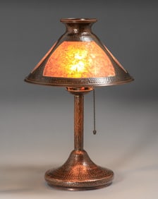 Benedict Studios Hammered Copper & Mica Lamp c1910