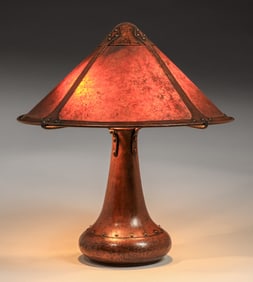 Dirk van Erp Hammered Copper & Mica Rivetbase Lamp c1913-1914