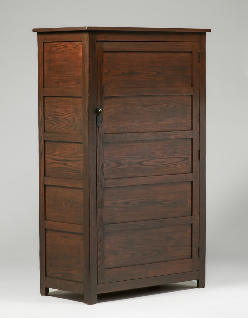 Roycroft Chestnut Wardrobe Made for the Roycroft Inn c1905 (1 of 5)