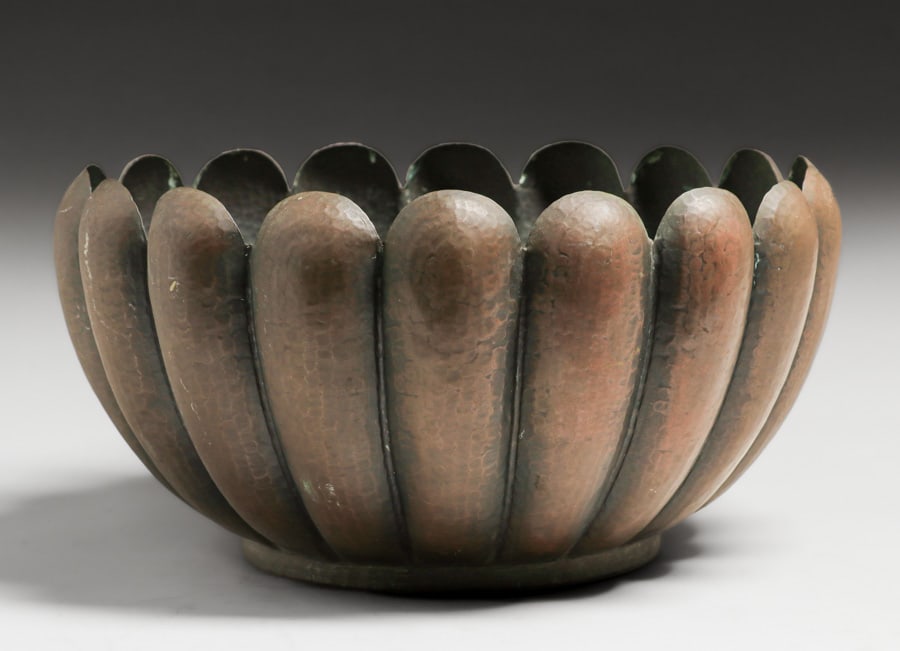 Italian Arts & Crafts Hammered Copper Centerpiece Bowl c1910s (1 of 4)