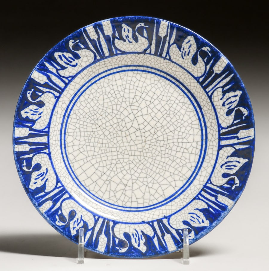 Dedham Pottery Swan Plate c1920s (1 of 5)