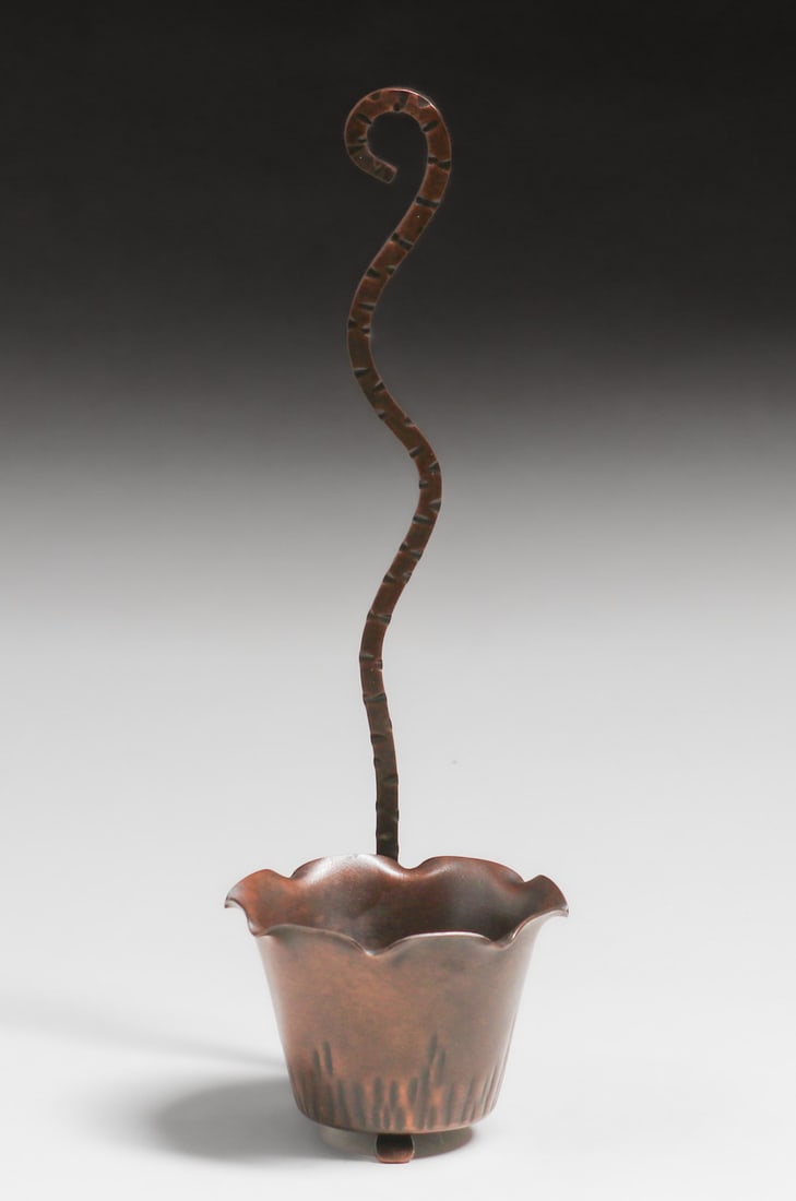 Karl Kipp Hammered Copper Hanging Small Planter c1920 (1 of 6)