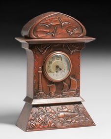 English Arts & Crafts Repousse Hammered Copper Nautical Mantle Clock c1900s