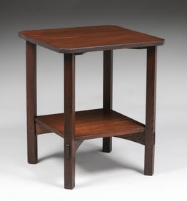 Gustav Stickley Clip-Corner 24" Lamp Table c1910