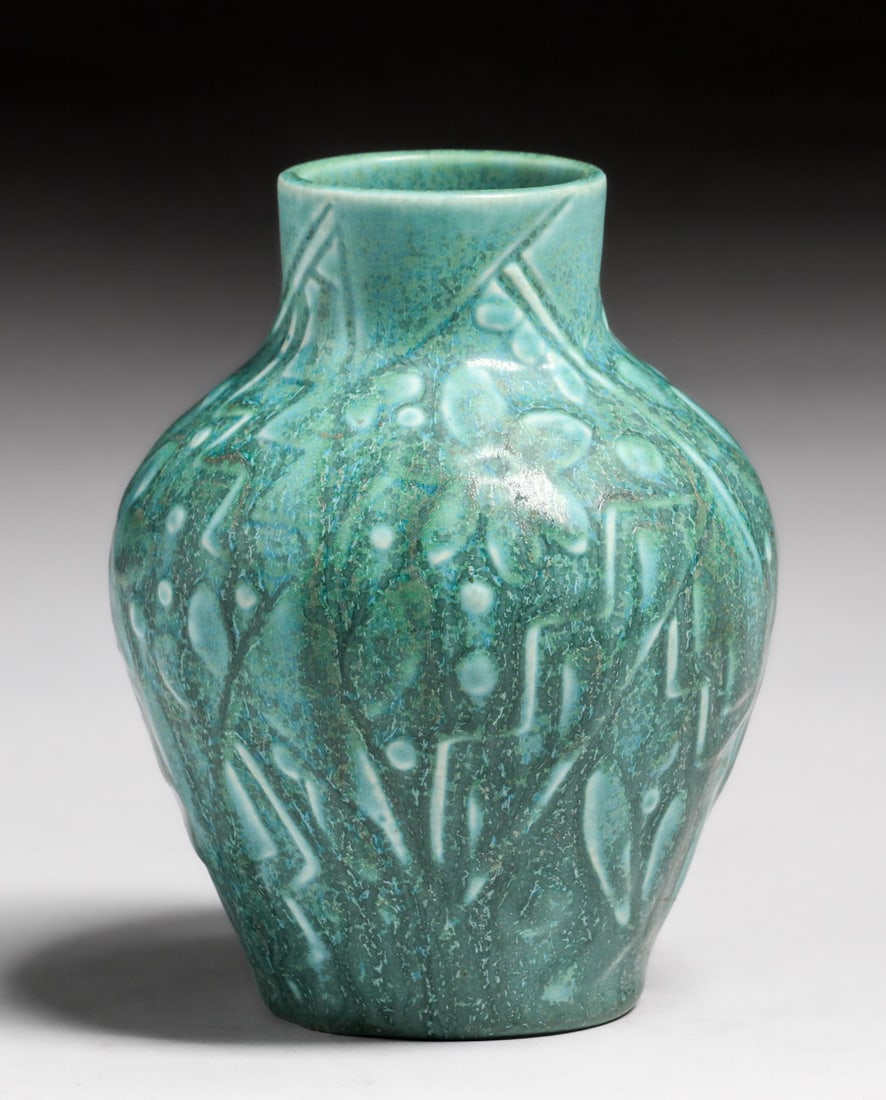 Rookwood Pottery #6108 Art Deco Matte Green Vase 1931. (1 of 4)