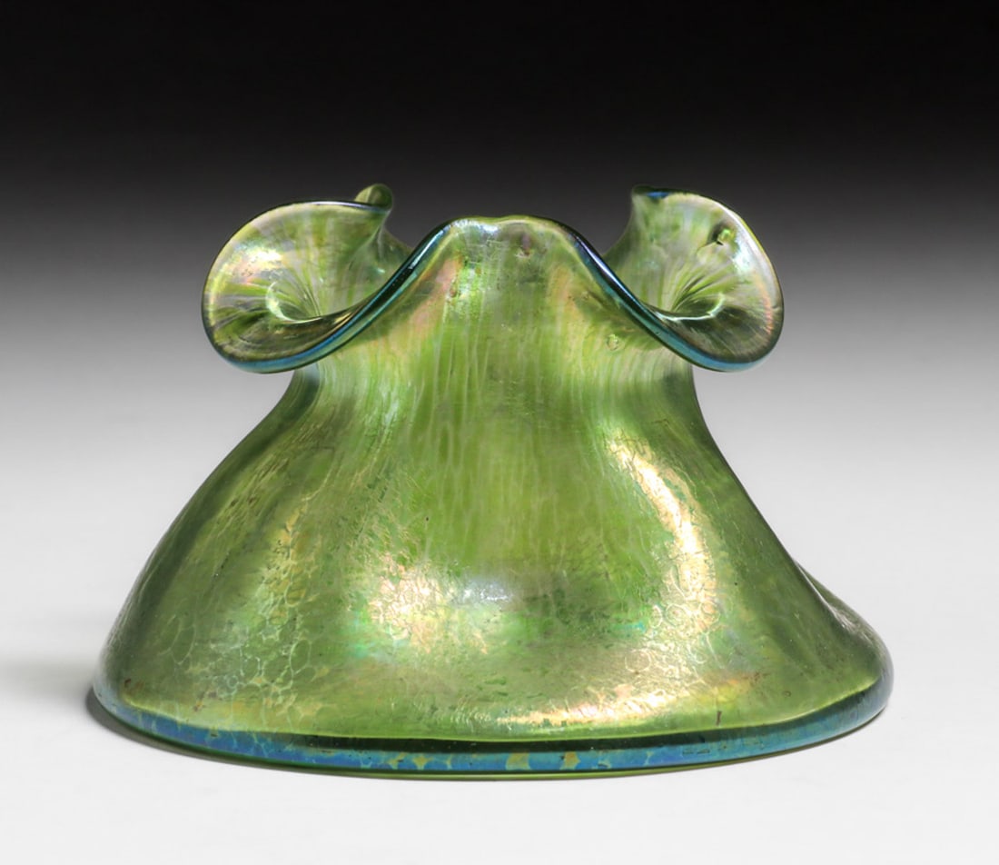 Loetz Art Glass Vase c1920s: Loetz Art Glass Vase c1920s. Unsigned. Perfect condition. 6.25"d x 3.75"h Spend $7500 or more at this auction and all of your SHIPPING IS FREE within the lower 48 states. SHIPPING We box and ship ours