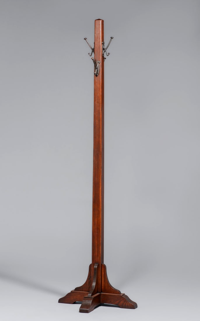 Grand Rapids Single Coatrack c1910 (1 of 4)