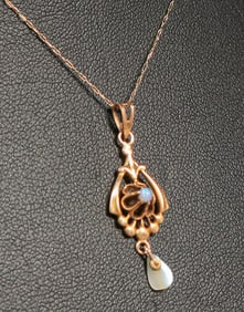 Arts & Crafts 14k Gold, Mini Opal & Pearl Drop Pendant Necklace c1910
