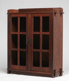 Gustav Stickley #523 Two-Door Bookcase c1912-1915