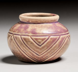 Unusual Rookwood Pottery Albert Munson Z-Line Hand-Carved Vase 1901