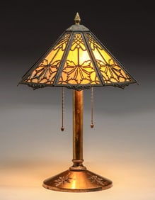 Bradley & Hubbard Maple-Leaf Overlay Lamp c1920