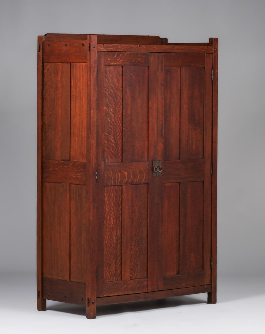 Come-Packt Furniture Co Two-Door Wardrobe c1910 (1 of 5)