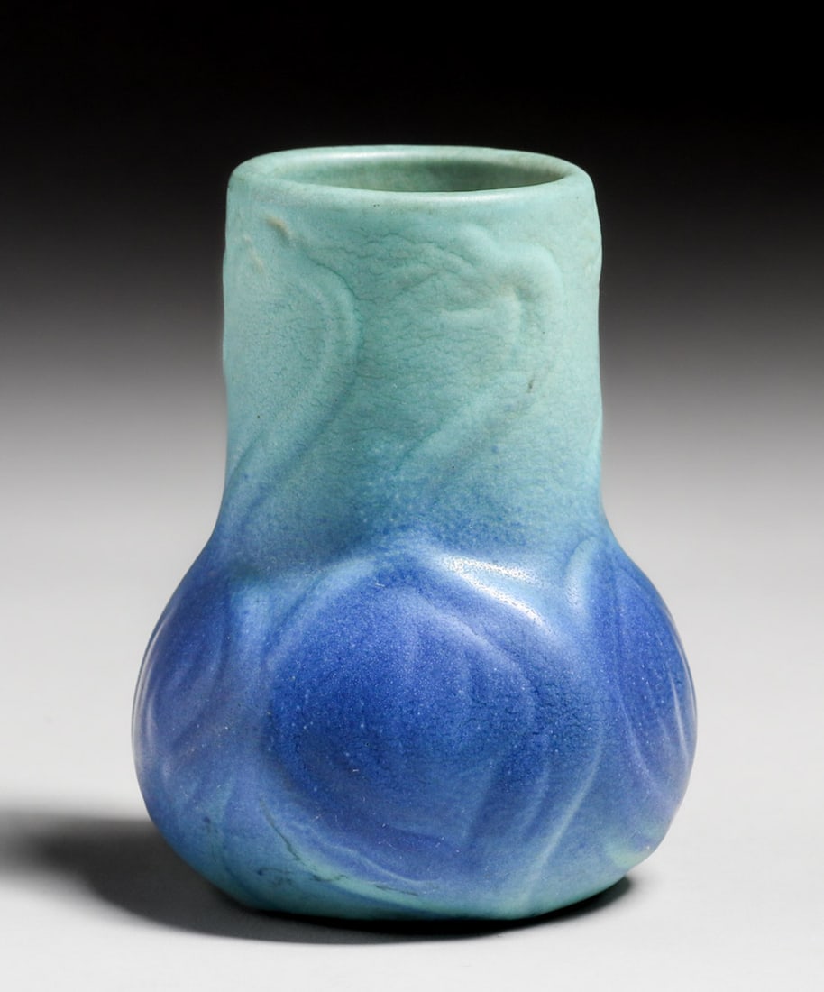 Van Briggle #645 Matte Turquoise Blue Vase c1920s (1 of 4)