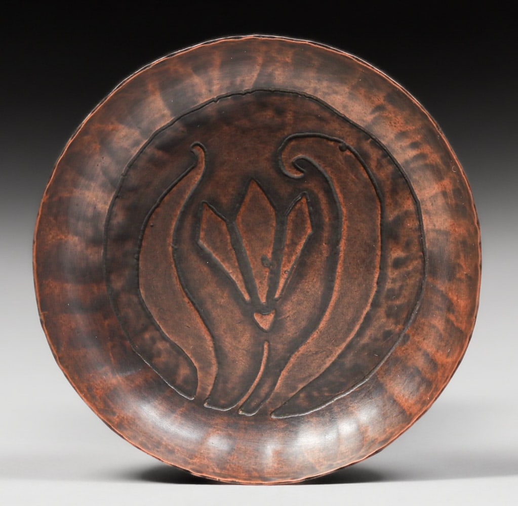 Early Craftsman Studios - Brooklyn, NY Hammered Copper Acid-Etched Tray c1917-1920 (1 of 4)