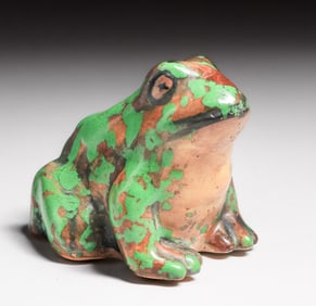 Weller Pottery Coppertone Frog c1920