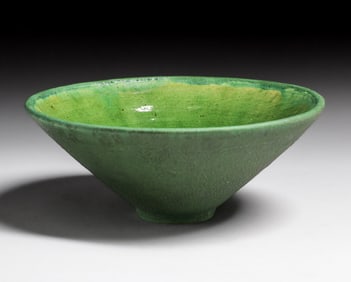 Grueby Pottery Matte Green Bowl c1910