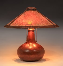Limbert Hammered Copper & Mica Lamp c1910