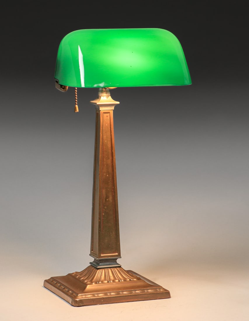 H. G. McFaddin & Co - New York Green Glass & Brass Desk Lamp c1920 (1 of 8)