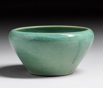 Old Pot Shop - Norwalk, CT (Zanesville Stoneware Co) Jade Green Bowl c1920s