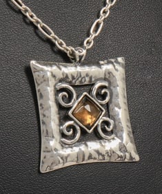 Arts & Crafts Period Hand Hammered Sterling Silver & Faceted Topaz Pendant Necklace c1920s
