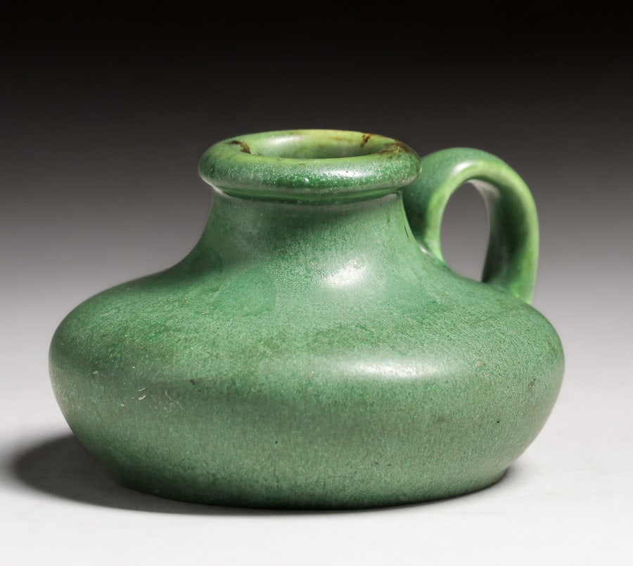 Hampshire Pottery Matte Green One-Handled Candlestick c1910 (1 of 5)