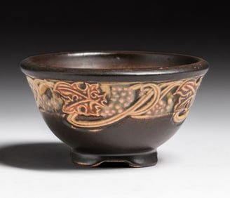 Small Roseville Rosecraft Vintage Flared Bowl c1925