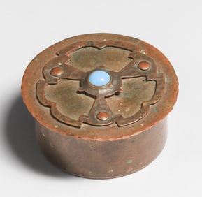 Boston Arts & Crafts Hammered Copper Cutout & Riveted Box c1910