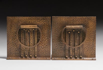 Arts & Crafts Hammered Brass Secessionist Loop-Handle Bookends c1910