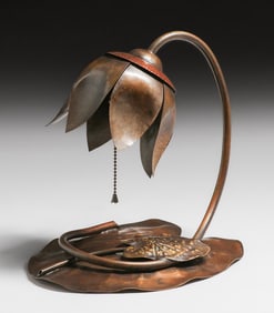 Arts & Crafts Hammered Copper & Brass Lily Pad Lamp c1910
