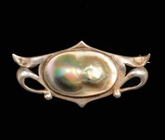 Arts & Crafts Period Silver & Blister Pearl Brooch c1910