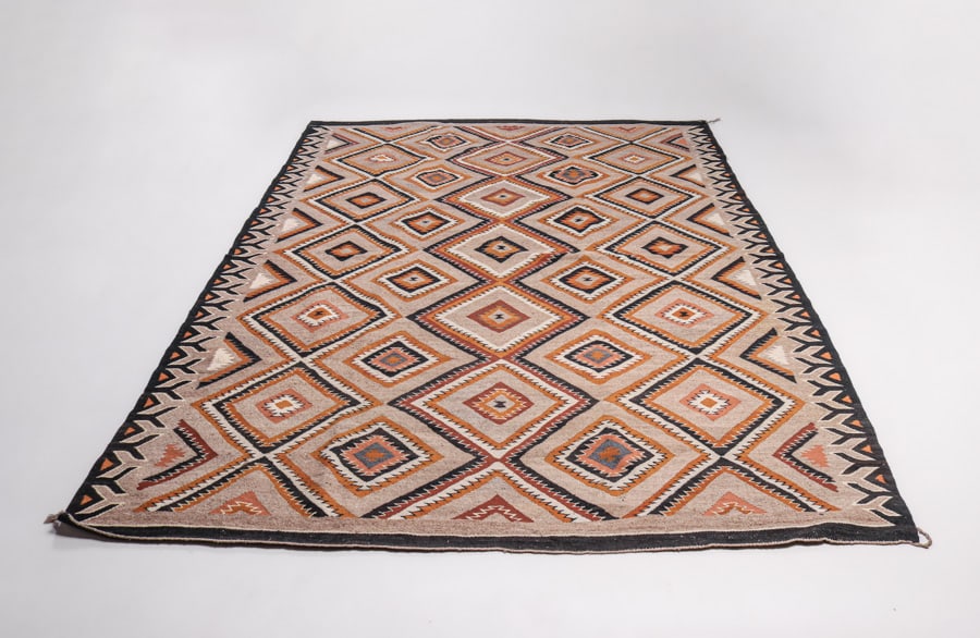 Large Teec Nos Pos Navajo Rug c1940s (1 of 6)