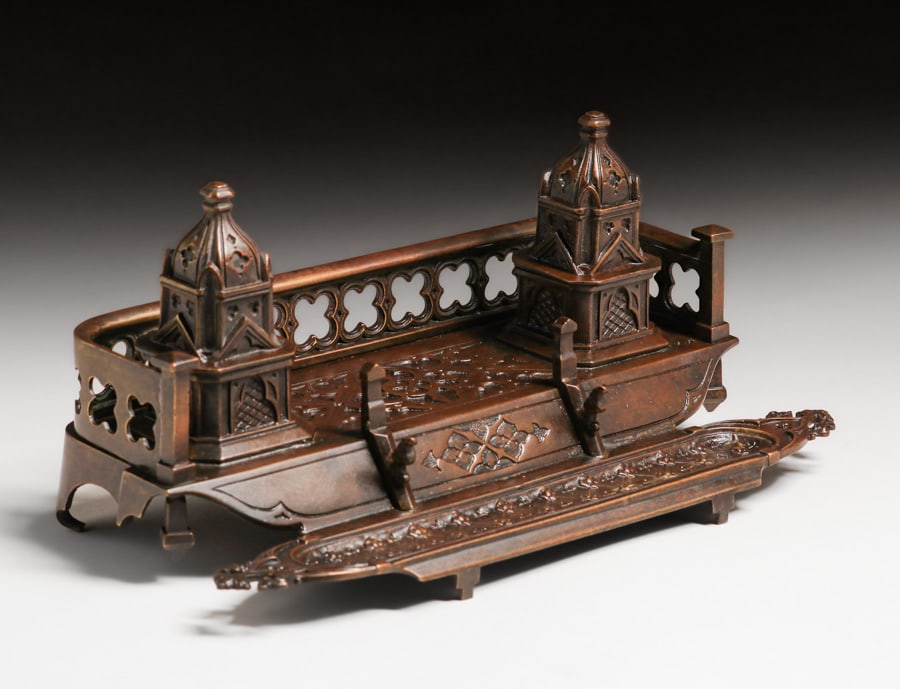 Tiffany & Co Bronze Double Inkwell Desk Piece c1890s (1 of 9)