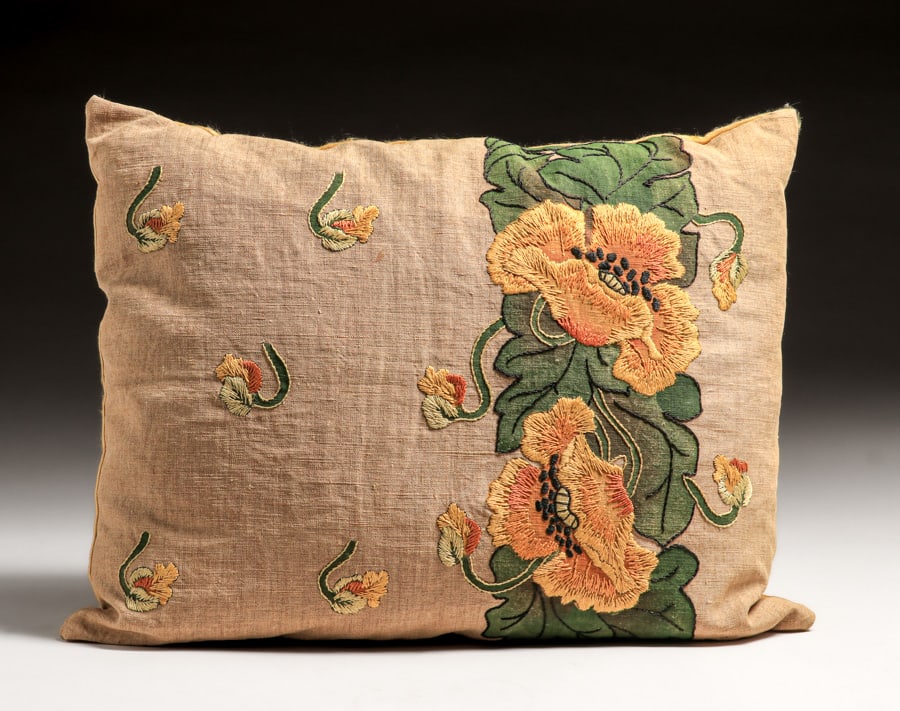 Arts & Crafts Hand-Embroidered Poppies Pillow c1910: Arts & Crafts Hand-Embroidered Poppies Pillow c1910. Unsigned. Excellent condition. 15"h x 18.5"w. FREE NATIONWIDE SHIPPING for all of your purchases at our Two Day Auction within the lower 48 states.