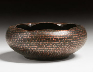Roycroft Hammered Copper Curled Rim Bowl c1920s