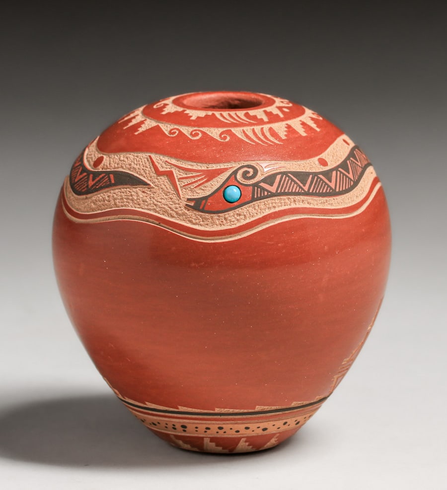 Glendora Fragua (Born 1958) Jemez Pueblo Scraffito Seed Pot c1990s (1 of 6)