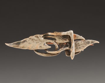 Arts & Crafts Hammered Copper Silver-Plated Brooch c1920