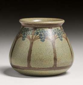 Marblehead Pottery Decorated Vase Arthur Hennessey & Sarah Tutt c1910